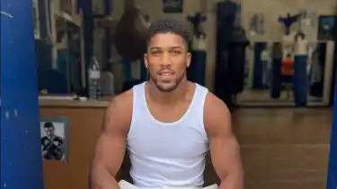 Anthony Joshua petinju kelas berat dunia