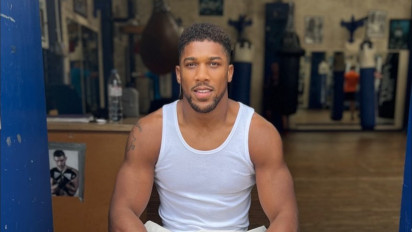 Viral Wajah Penyok Anthony Joshua usai Dihantam KO Daniel Dubois, Eks Raja Tinju Dunia Kelas Berat Terlihat Mengenaskan