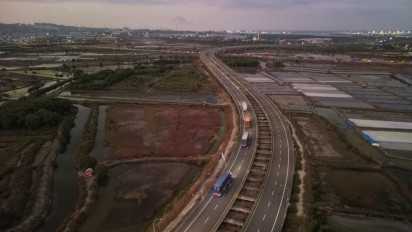 Fly Over Terminal Teluk Lamong Surabaya Resmi Beroperasi, Mudahkan Arus Logistik