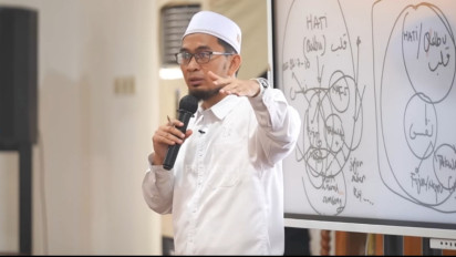 Jangan Cuma yang Umum, Tolong Amalkan Sayyidul Istighfar ini agar Masuk Surga, Waktu Terbaik Bacanya Kata Ustaz Adi Hidayat...