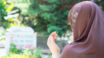 Jika Ingin Meninggal dengan Tenang, Ustaz Adi Hidayat Sarankan Amalkan Surah ke-89 Ayat 27-30