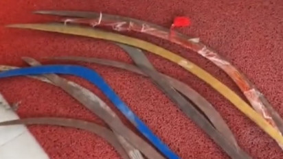 Mengejutkan, Setumpuk Senjata Tajam Ditemukan di Sekitar Lokasi Penemuan 7 Mayat di Kali Bekasi