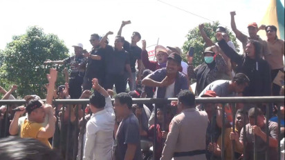 Didemo Ratusan Pendukung Pasangan Bakal Calon yang Dianulir, KIP Kota Subulussalam Tunda Tahapan Pilkada