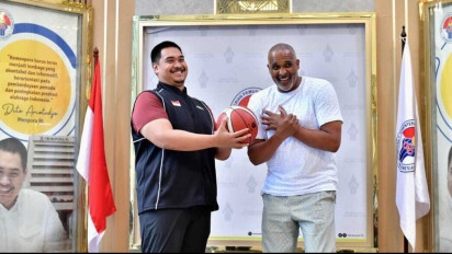 Pelatih LeBron James Datang ke Indonesia, Menpora Harap Bisa Bawa Dampak Bagi Dunia Basket Tanah Air