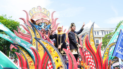 Deklarasi Kampanye Damai, Paslon Nomor 2 Khofifah - Emil Ajak Masyarakat Terapkan Politik Santun