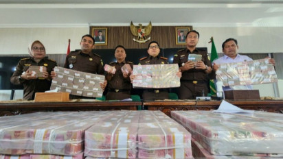 Kejari Semarang Lelang 19 Kontainer Tekstil Ilegal Senilai Rp13,3 Miliar