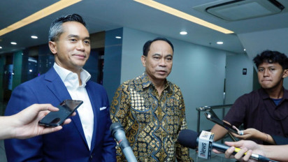 Menkominfo Budi Arie Kepada Anindya Bakrie: Bantu Pemerintah Membuat “Roadmap” Industri ICT dan Ekonomi Digital