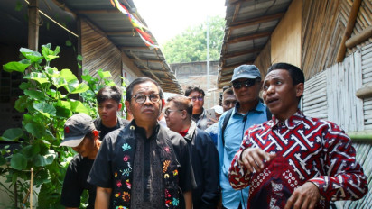 Sambangi Kampung Bayam, Pramono Anung Tak Minta Dipilih di Pilgub Jakarta