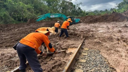 Pastikan Jalur KA Aman, KAI Purwokerto Antisipasi Rintang Jalan pada Musim Hujan