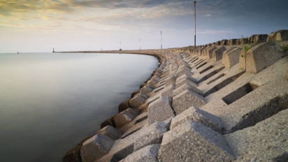 PLN NP UP Indramayu, Sulap Limbah Batubara menjadi Bahan Beton Dan Penangkal Abrasi Pantai