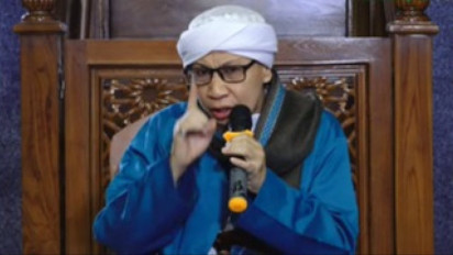 Mulai Hari Ini Ada Baiknya Nggak pakai Baju Bergambar saat Shalat, Kata Buya Yahya Hukumnya Bisa Jadi Haram Kalau ....