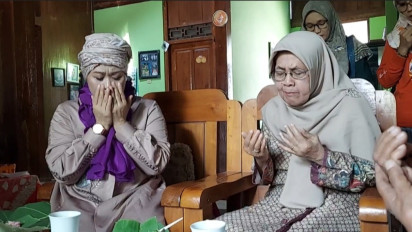Temui Tokoh Muslimat NU Ngawi, Cagub Jatim Luluk Nur Hamidah Mendapat Wejangan dan Doa