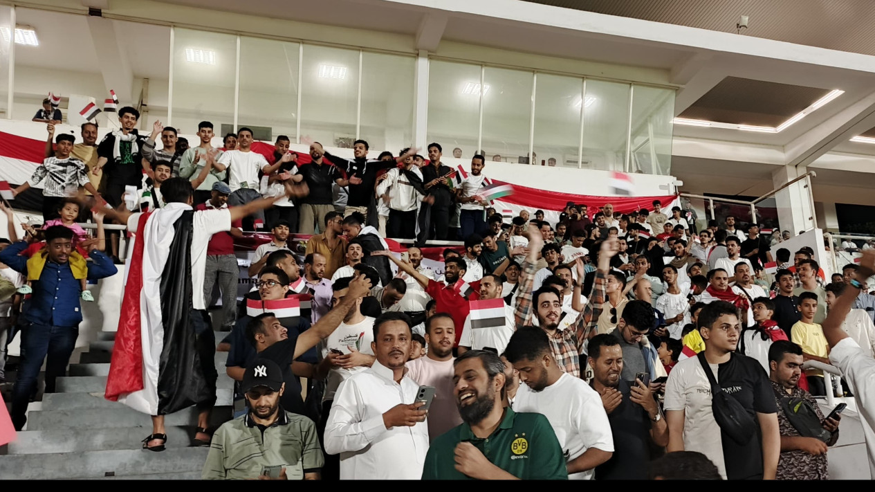 Ramaikan Laga Pemungkas Kualifikasi Piala Asia U-20 2025, Ratusan Suporter Yaman Beradu Suara dengan Fans Timnas Indonesia U-20
            - galeri foto