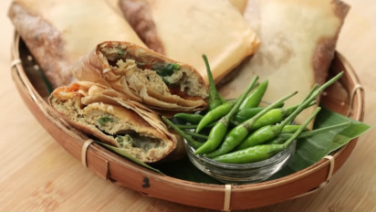 Resep Martabak Telur Daging Sederhana ala Chef Devina Hermawan, Hasilnya Crispy dan Menggugah Selera!