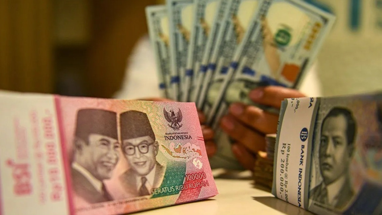 Rupiah Melemah Jadi Rp15.130 per Dolar AS Jelang Rilis Data Tenaga Kerja AS
            - galeri foto