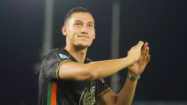 Bek Venezia FC, Jay Idzes