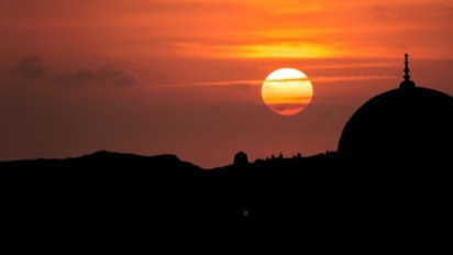 Shalat Fajar dan Sunnah Rawatib Qabliyah Subuh Sama atau Tidak? Buya Yahya Jelaskan Hal Ini