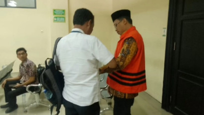 Eks Bupati Sidoarjo, Ahmad Muhdlor Hadapi Sidang Perdana Kasus Korupsi BPPD Sidoarjo