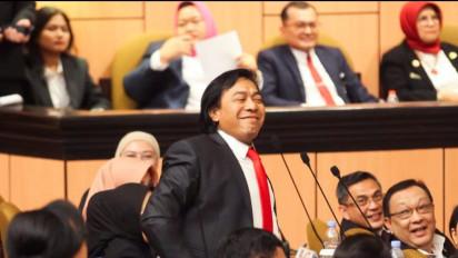 Faksi DPD Dinilai Salah Tempatkan Komeng, Prof Asrinaldi Angkat Bicara!