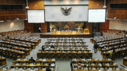 Drama Kelaparan di Rapat DPD: Anggota Mengeluh saat Pemilihan Ketua!