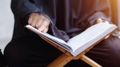 Tafsir Surah Al Baqarah Ayat 18: Nasib dari Orang Munafik, Tidak Dapat Kembali ke Jalan yang Benar