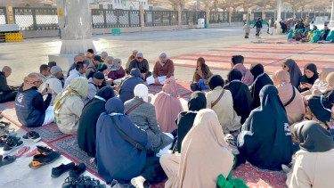 Pengalaman Ibadah yang Mendalam dan Berbeda dengan Pelayanan Sesuai Sunnah