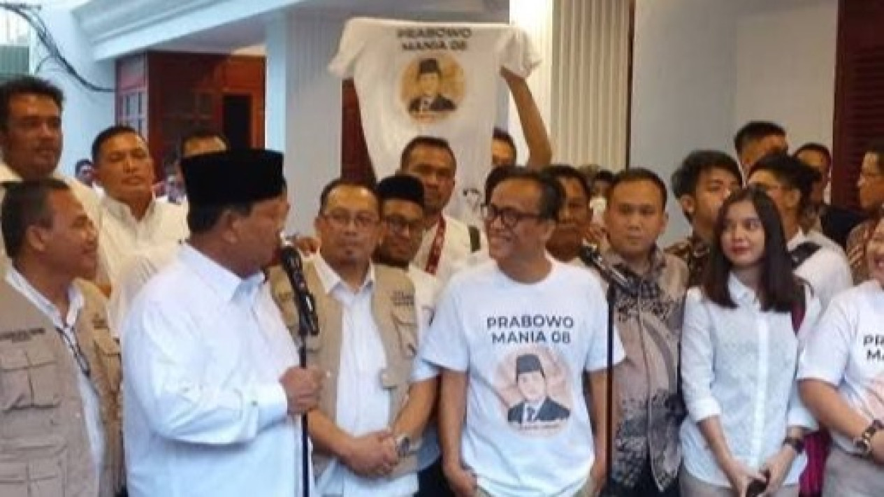 Noel: Bukan Soal “Zaken Cabinet” Tetapi Putra-Putri yang Terbaik Indonesia
            - galeri foto