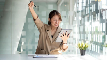 Inovasi QLola by BRI, Satu Platform untuk Semua Kebutuhan Bisnis Anda: Lacak Dokumen LC Kini Semudah Sentuhan Jari