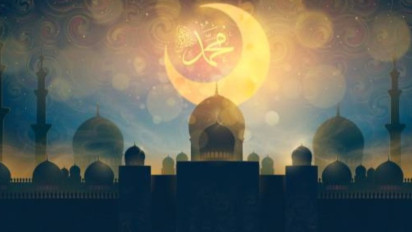 Amalan Ini Bisa Bikin Langsung Dikenali oleh Nabi Muhammad SAW, Syekh Ali Jaber: Perbanyak di Hari Jumat