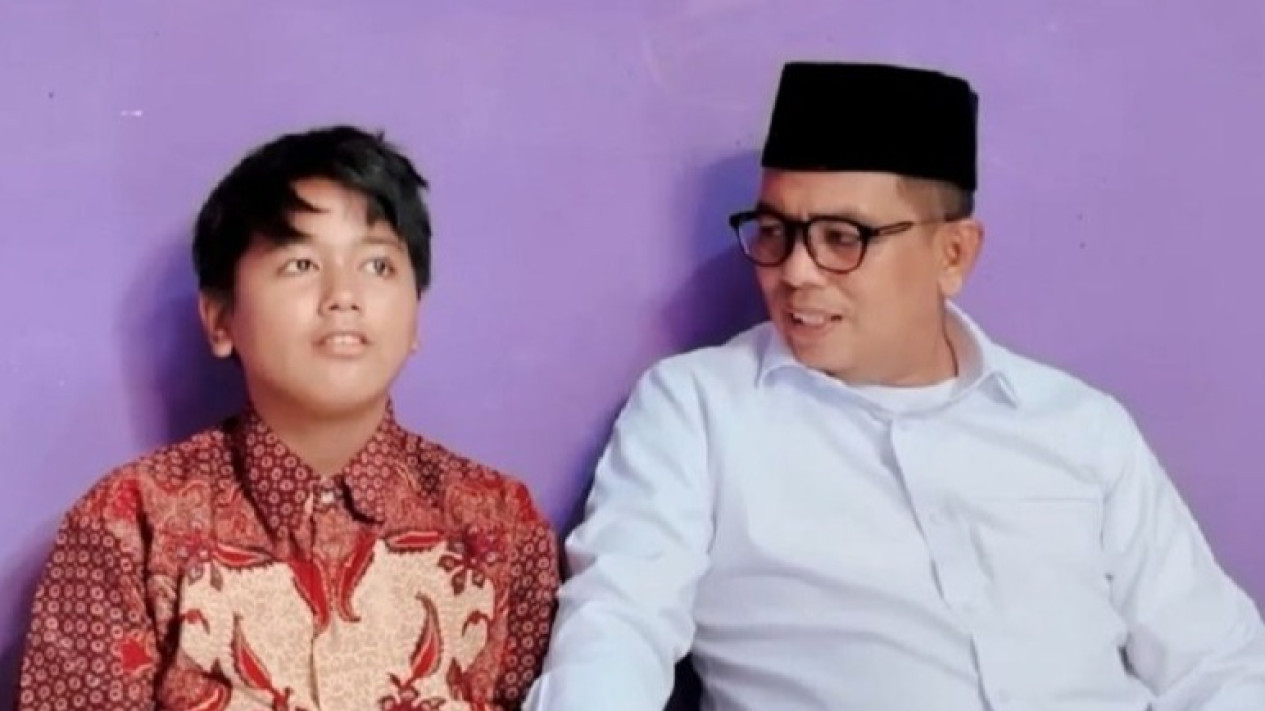 Sulit Sekolah Saat Jadi Anak Petani, Janji Andra Soni untuk Sekolah Gratis di Banten
            - galeri foto