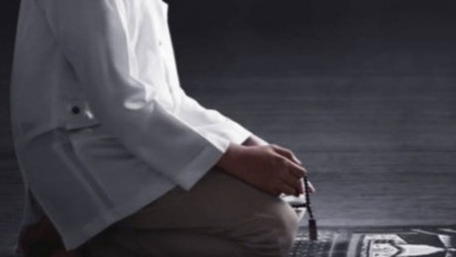 Waktu Terbaik untuk Istighfar Ternyata 15 Menit Sebelum Waktu Subuh, Ustaz Adi Hidayat Katakan Karena Saat Itu Ada Ini