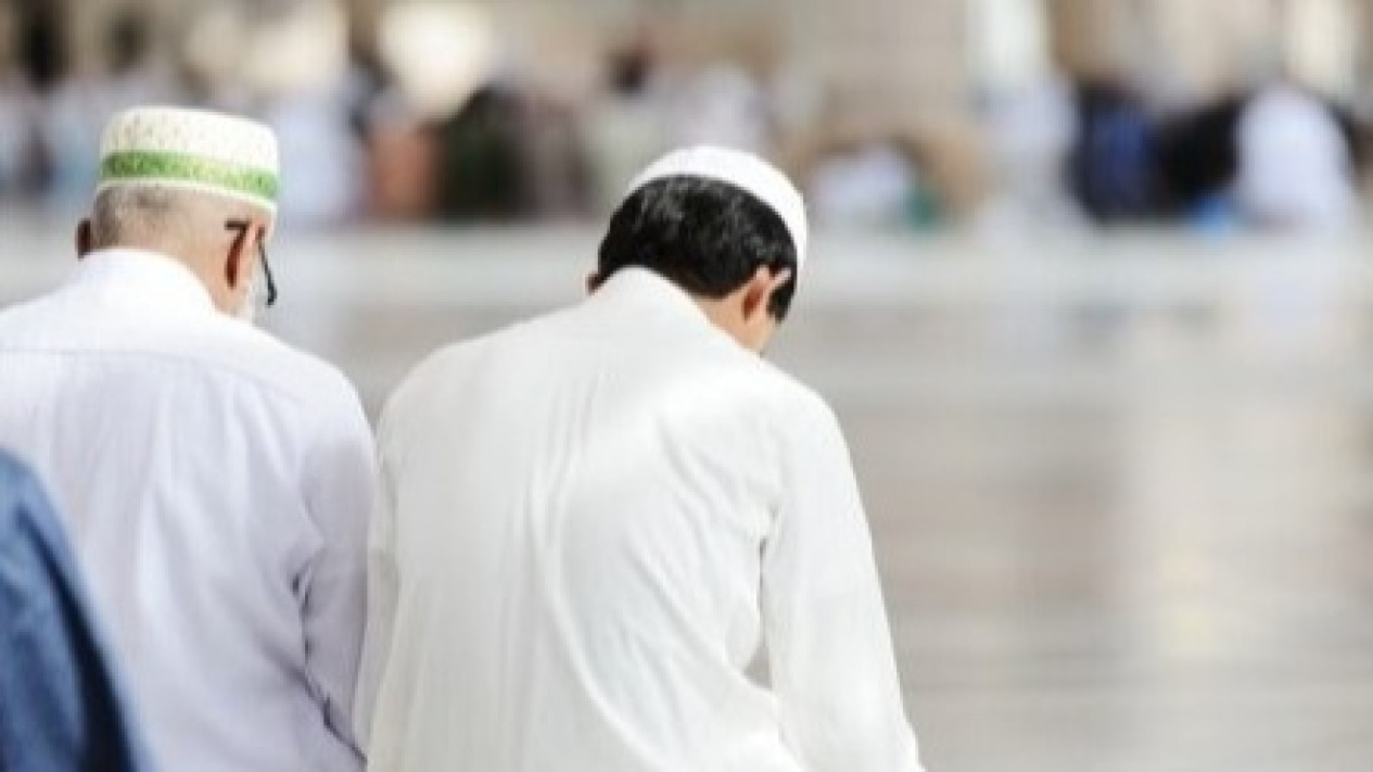 Dalil Tentang Waktu Mustajab di Hari Jumat
            - galeri foto