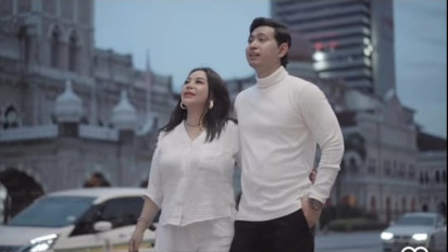 Jadi Saksi Anisa Bahar Dilamar Brondong 19 Tahun Lebih Muda, Juwita Bahar Sentil Ibunya: Nggak Sekali Mama Gagal