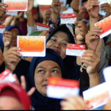 Cek 5 Bansos yang Cair di Bulan Oktober 2024, Rezeki yang Ditunggu Keluarga Penerima Manfaat Akhirnya Tiba: Ada Dana untuk Anak Sekolah