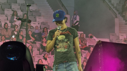 Colde Jadi Pembuka City Camp 2024, Bawakan Lagu 'Star' hingga Bagikan Bunga Matahari