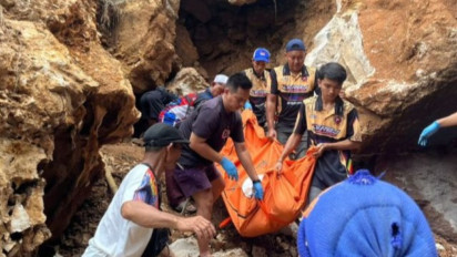 Lansia Ditemukan Tewas Terjepit Batu di Kalimantan Selatan