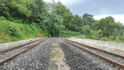 Jalur Ganda KA Bogor-Sukabumi Rp2,2 Triliun Selesai Dibangun, Perjalanan Kereta Bakal Ditambah?