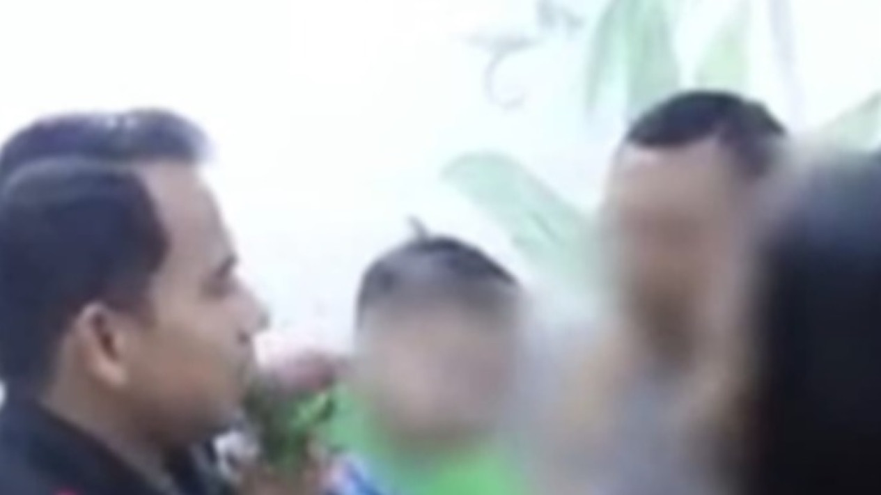 Ayah Jual Bayi Seharga Rp15 Juta di Tangerang untuk Judi Online, Uangnya Habis dalam Satu Minggu
            - galeri foto