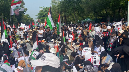 Satu Tahun Genosida di Gaza Palestina, Massa Geruduk Kedubes AS