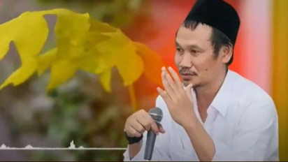 Ternyata Shalat Masih Sah Meski Air Mani Menodai Pakaian, Gus Baha Bilang Jangan Dibasuh Cukup Lakukan ini