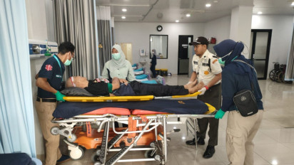 Bikin Geger! Pria Paruh Baya Nekat Lakukan Percobaan Bunuh Diri di Kolam Bundaran HI, Satpol PP: Depresi Masalah Keluarga