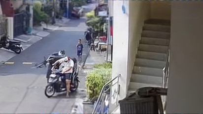 Viral Lansia di Matraman Jakarta Timur Aniaya Ketua RW dengan Melempar Sepeda, Polisi Beberkan Kondisi Korban