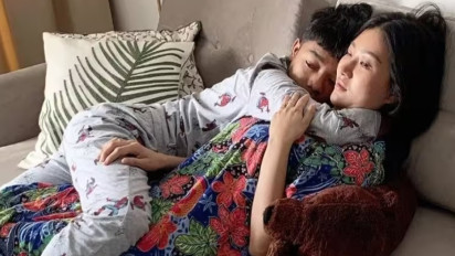 Psikolog Komentari Kebiasaan Peluk Cium Betrand Peto ke Sarwendah, Menurutnya Anak Angkat Ruben Onsu Itu Harusnya ...