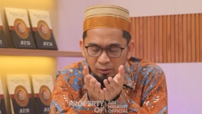 Ustaz Adi Hidayat: Ini Tujuh Urutan Kebiasaan Nabi Muhammad SAW Ketika Bangun Tidur