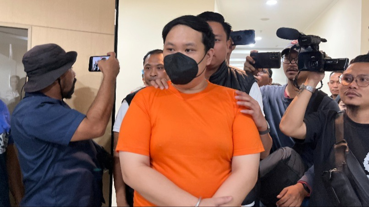 Bikin Ngiler! Segini Penghasilan Pemilik Situs Judi Online, Tapi...
            - galeri foto