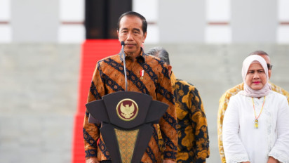 Jokowi Langsung Lemas, Menghitung 2.500 Ton Emas RI yang Hilang sebelum Freeport Diambil Indonesia: Jangan Tepuk Tangan, Rupiahkan!