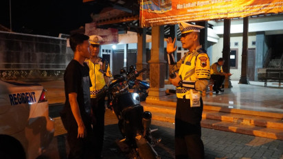 Cipta Kondisi Jelang Pilkada 2024, Polres Wonogiri Patroli Tempat Hiburan Malam dan Razia Knalpot Brong