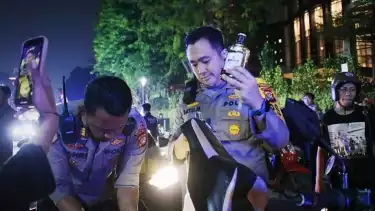 Razia dilakukan oleh Polsek Menteng dan Satlantas Polres Metro Jakarta Pusat di Sepanjang Jalan Jenderal Sudirman