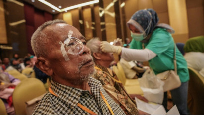 Sambut Hari Oeang RI ke-78, Kanwil DJP Banten Gelar Operasi Katarak Gratis Bersama Stakeholder