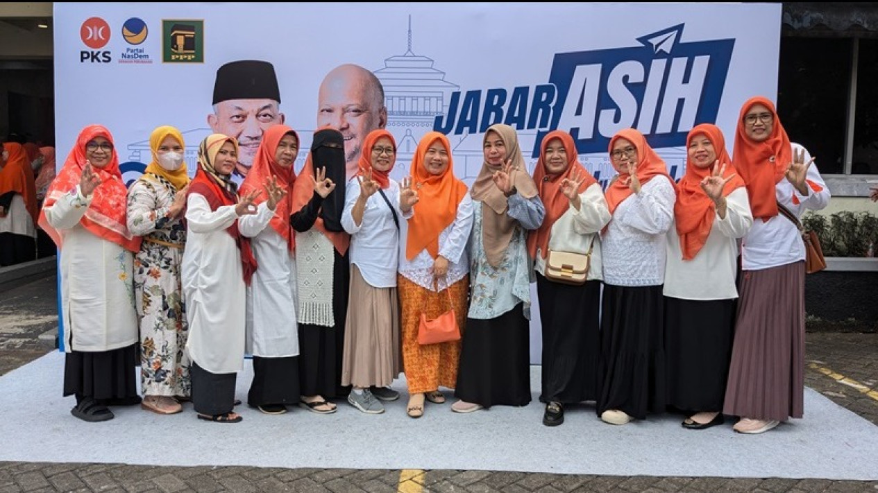 Imam-Ririn Kembali Dapat Angin Segar di Pileg 2024
            - galeri foto